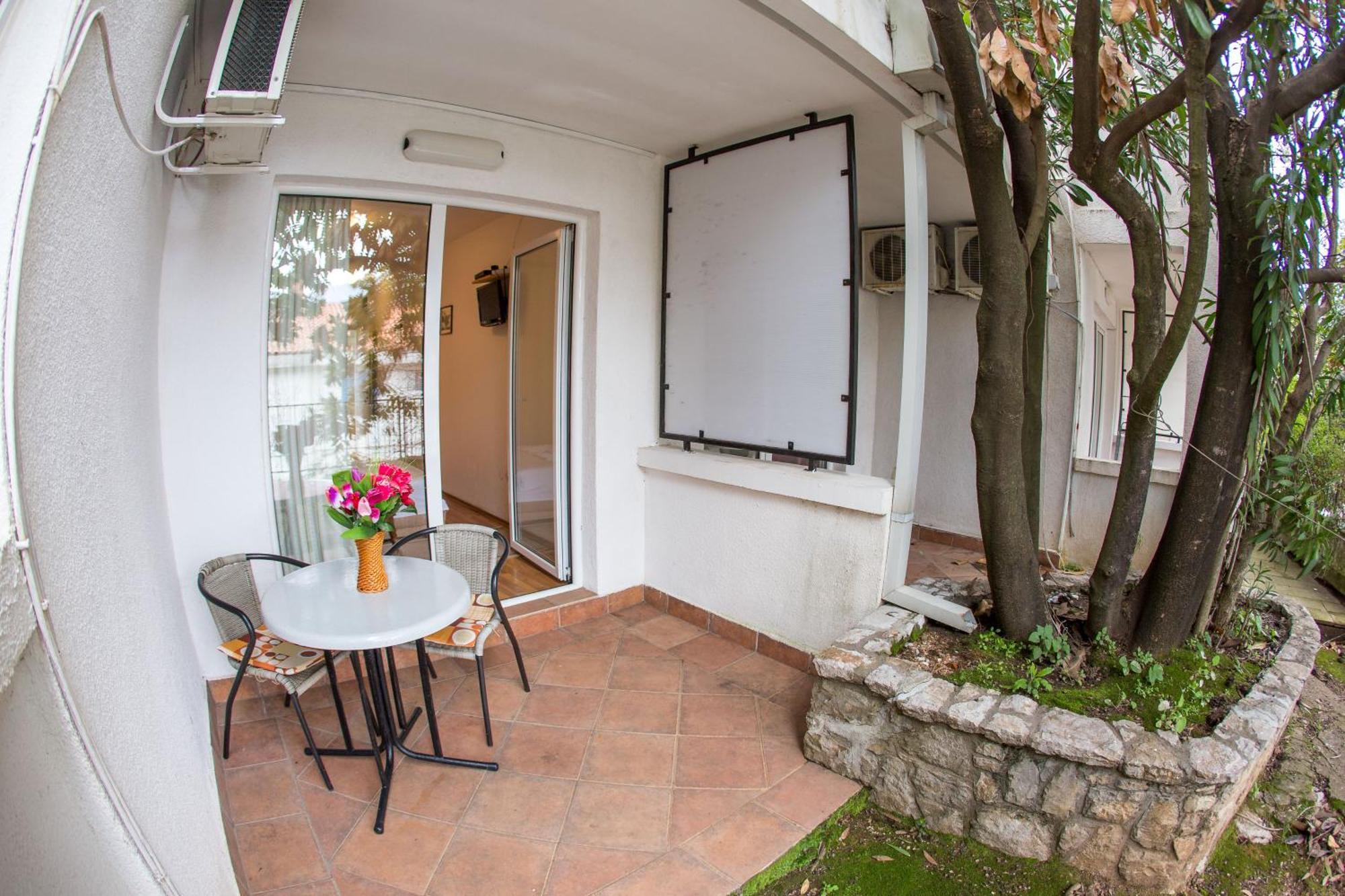 Apartments Luka Budva Zimmer foto